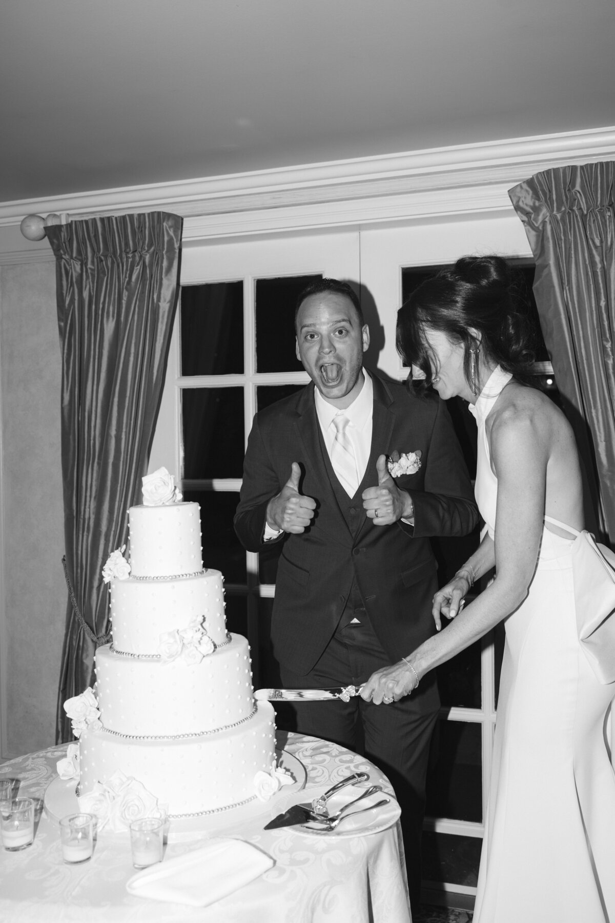 Amanda+JoeOldeMillInnNJWedding-228