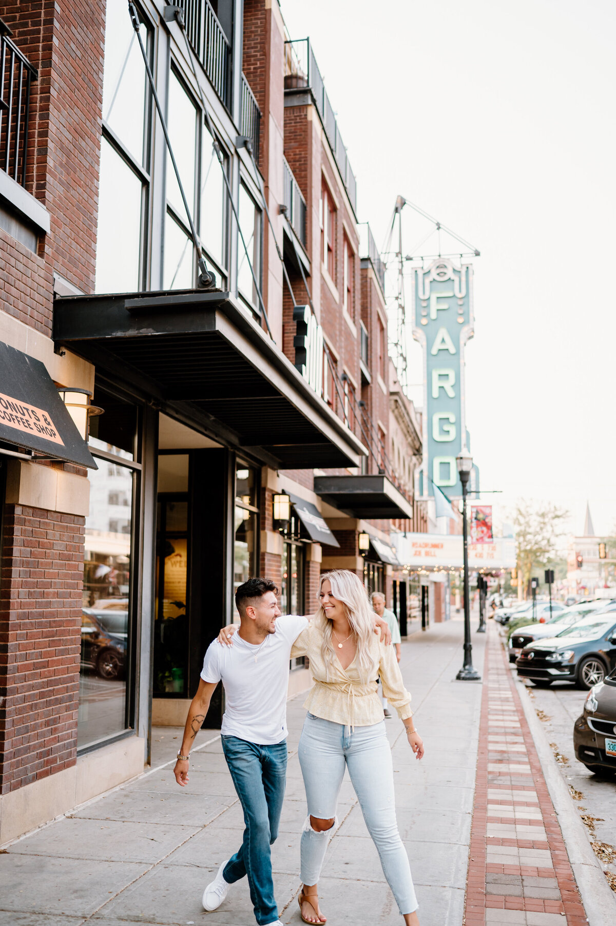 fargo-north-dakota-engagement-session-julianna-mb-photography-4