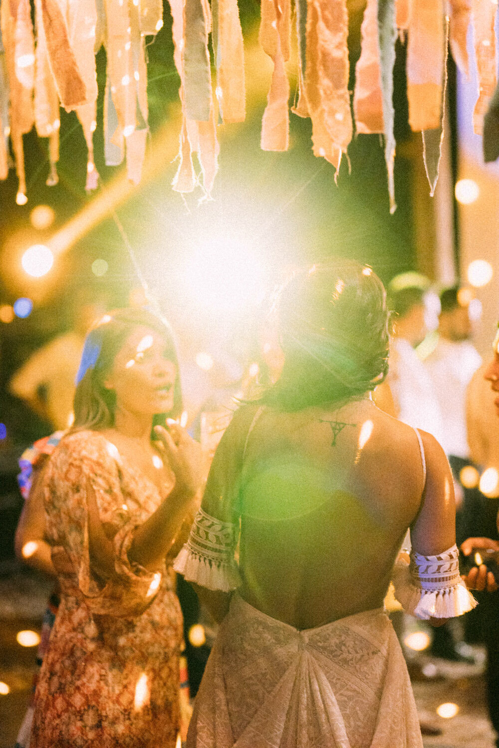 unconventional_wedding_on_a_railway147