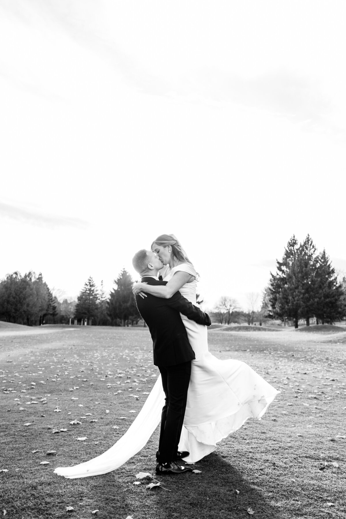 Taylor and Mark Wedding - Dylan and Sandra Photography - 0827-2