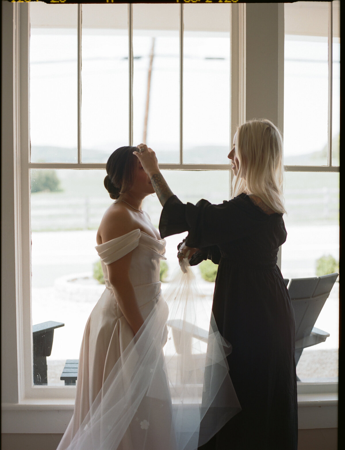 T + E Wedding x Nikki Daskalakis N - 50