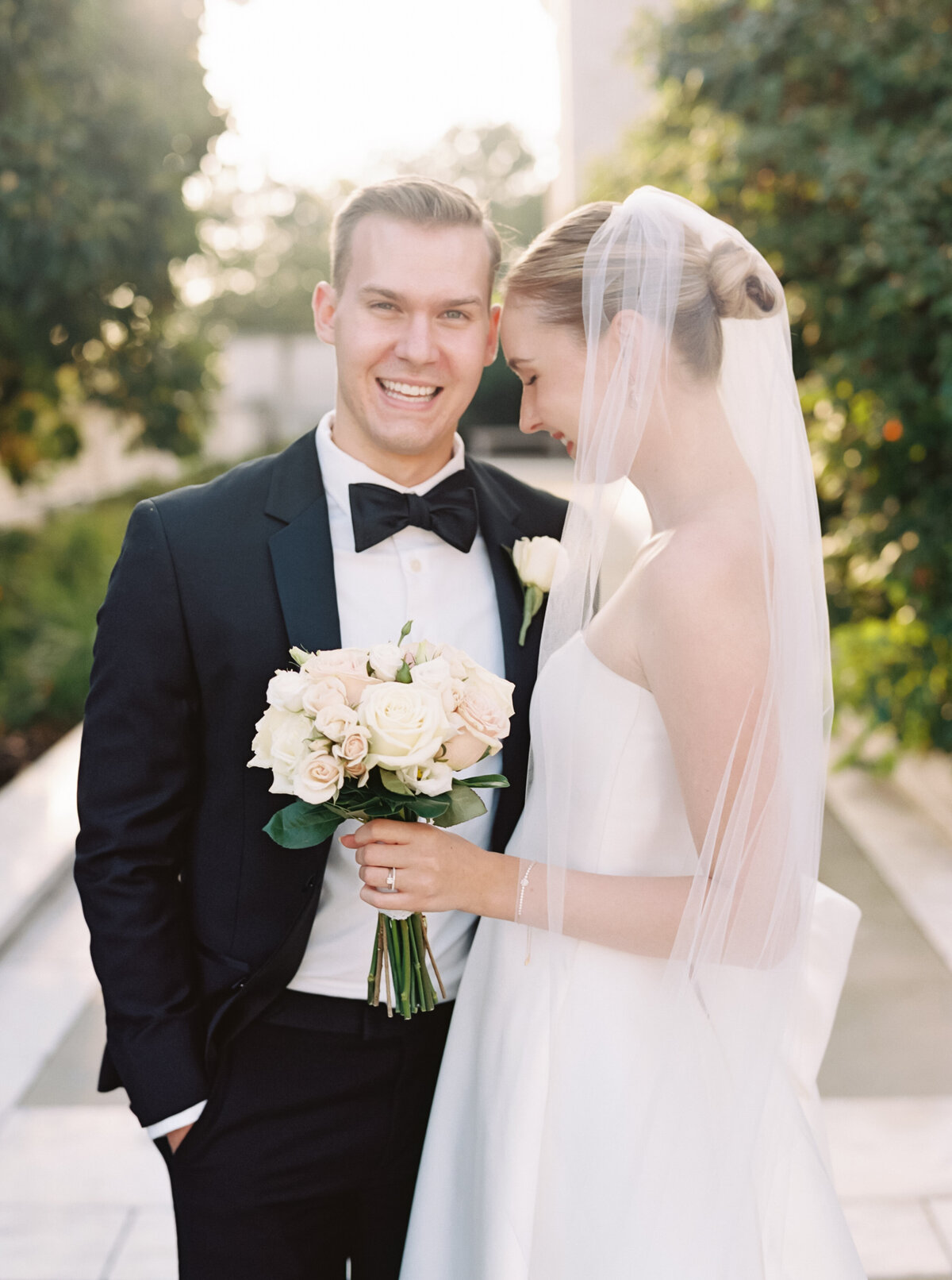 2021_08_07-Ariel-Pearl-Center-Wedding-Halle-Carter-Couples-Portraits-6