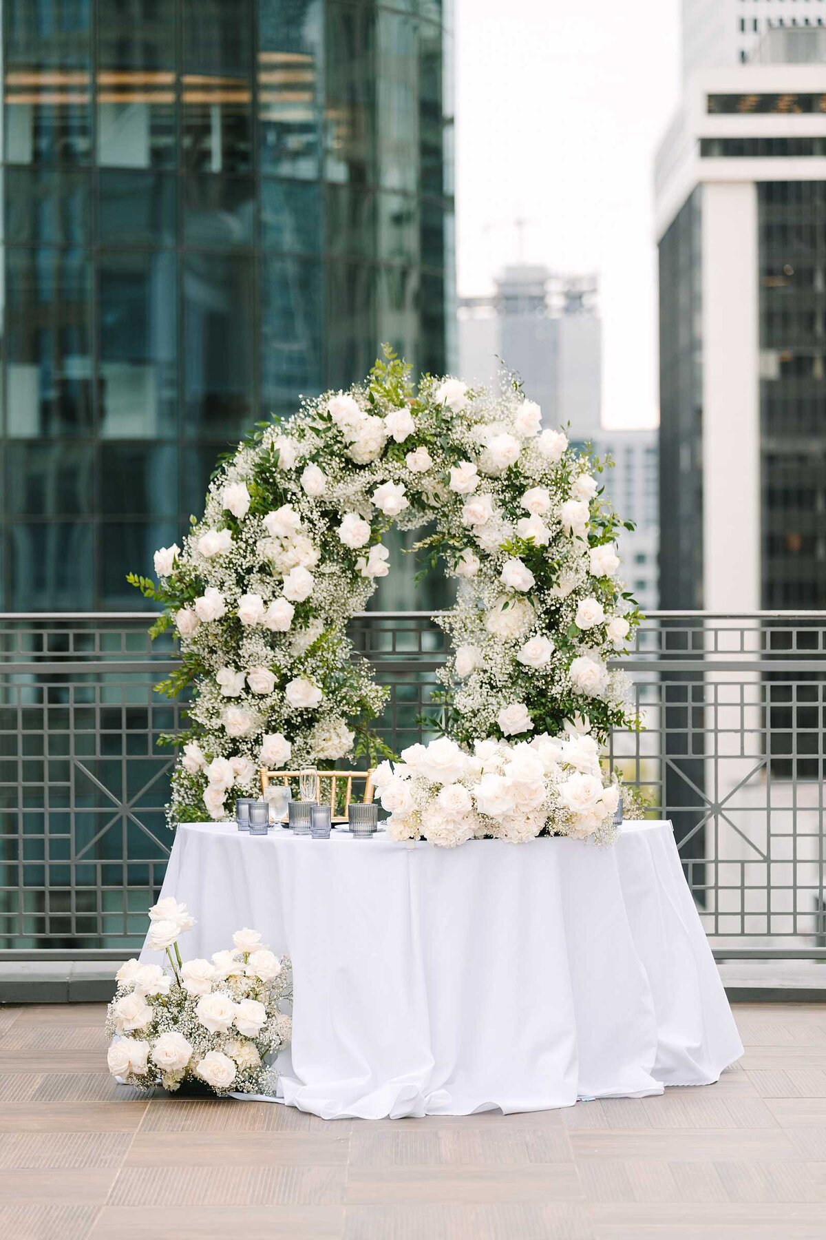 doubletree rooftop charlotte wedding photographer-7_jamie marie photography