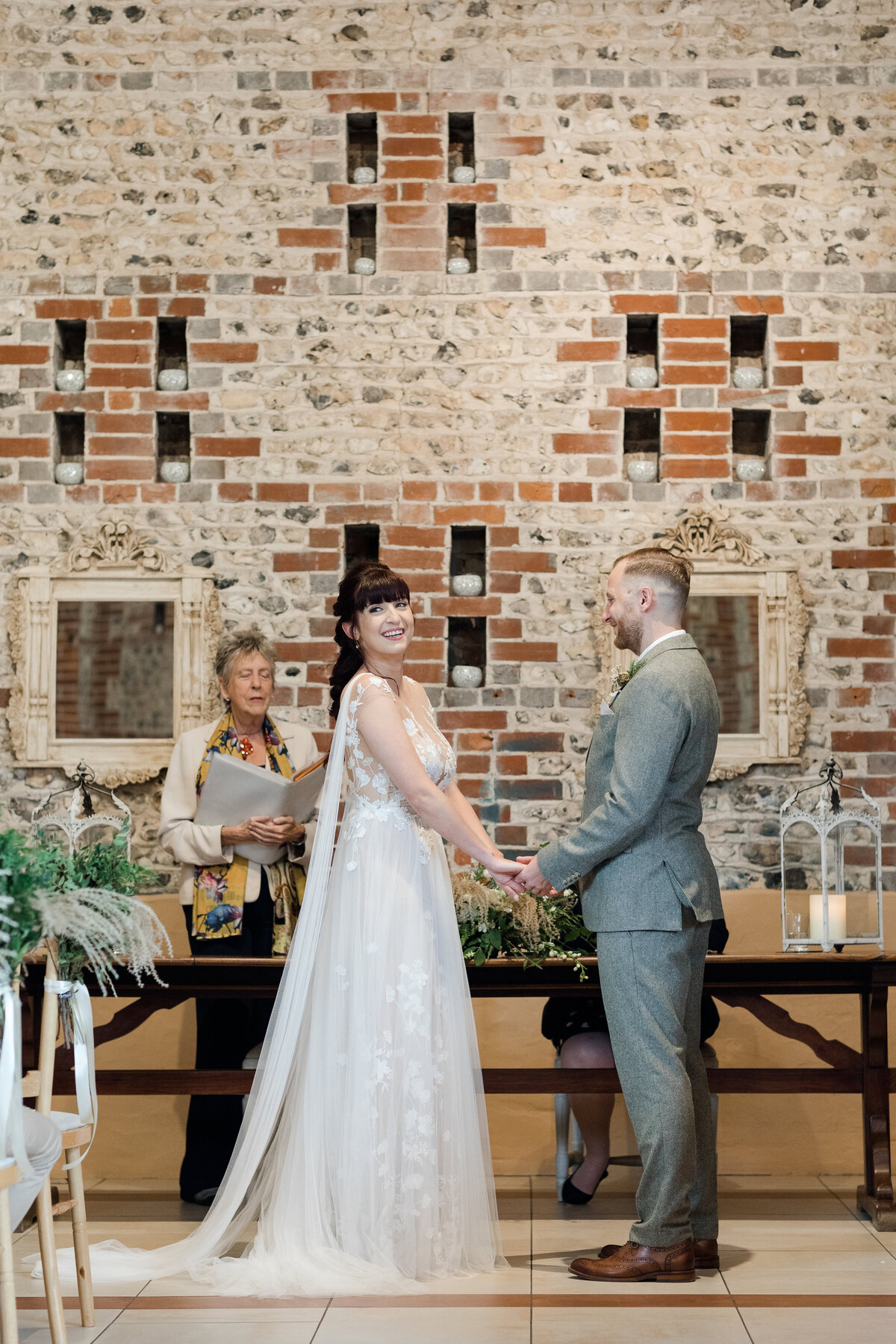 0142 country weddings at Upwaltham Barns in West Sussex