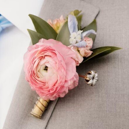 grooms-boutonnier