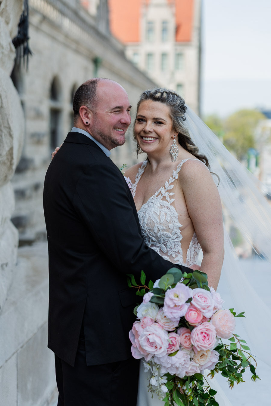 wedding-2nd-shooter-bride-smiling-13524