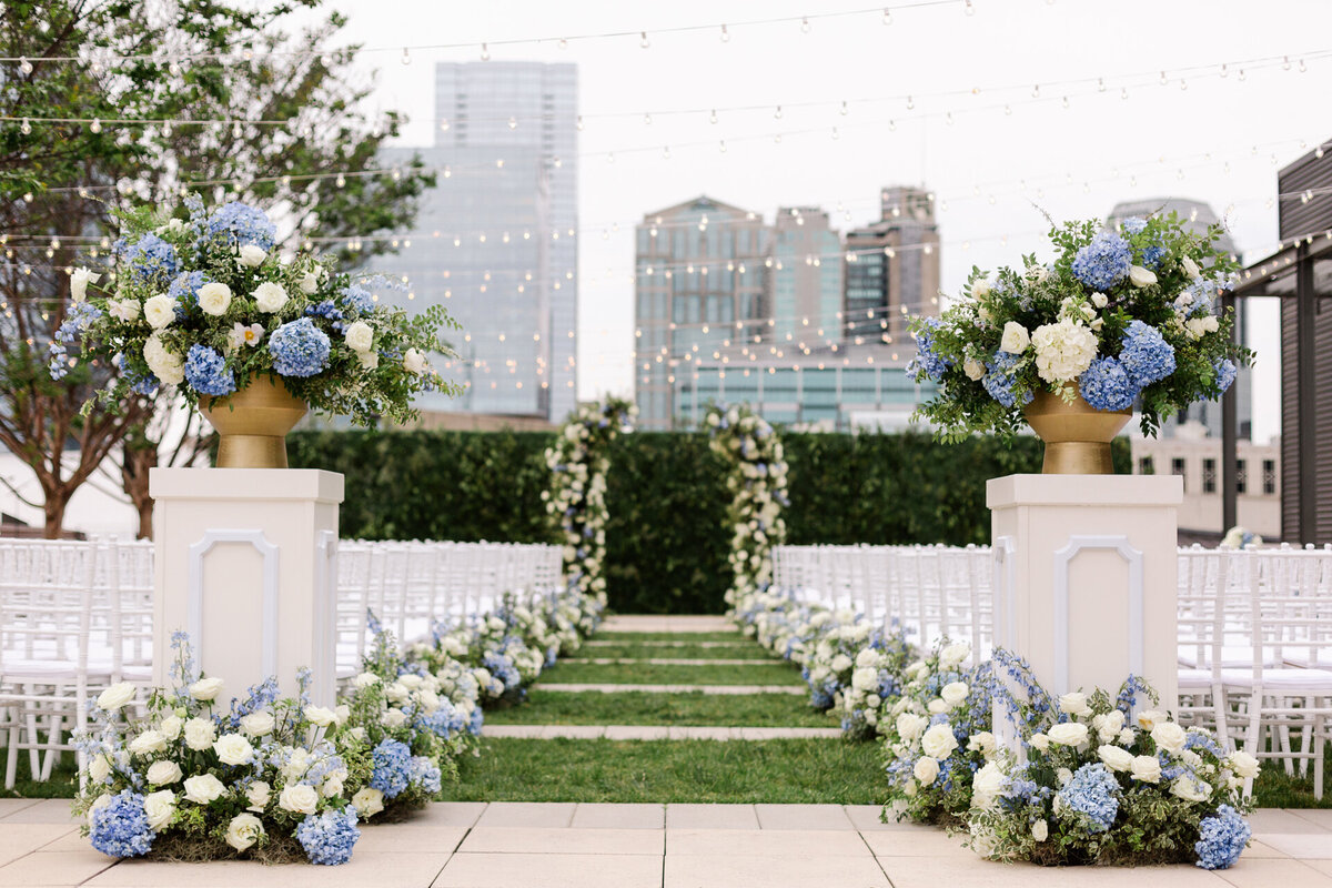best blue hydrangea wedding_Fete Nashville_Kristyn Hogan45