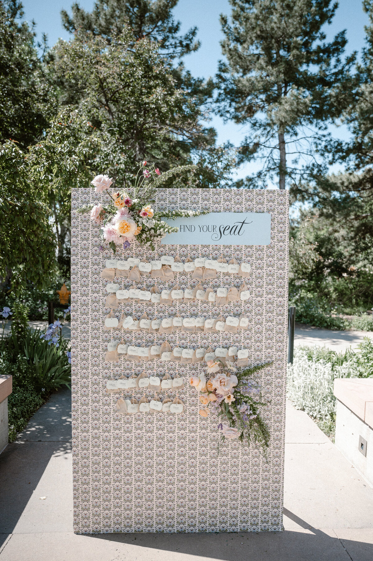 Denver_Botanic_Gardens_Wedding_Ashley_Joyce_Photography-101