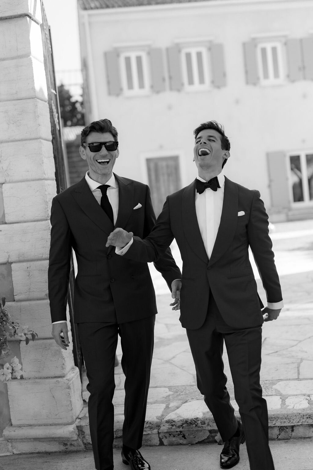 CocktailHour_AnthonyEoin_Greece_CaitlinJoyce_Photo-24