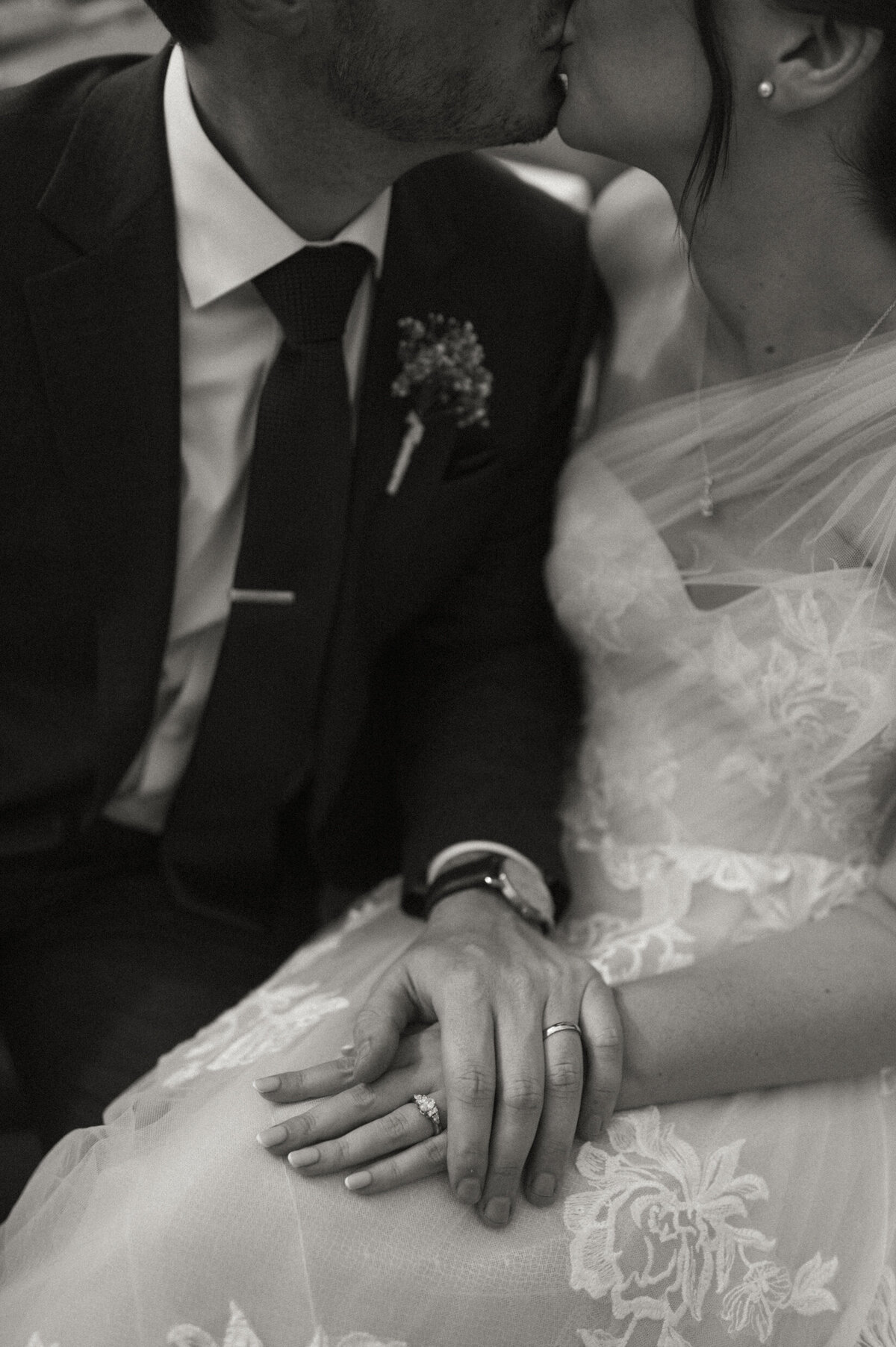 AllieJenningsPhoto-SaraRylendWedding-SNEAKPEEKS-200