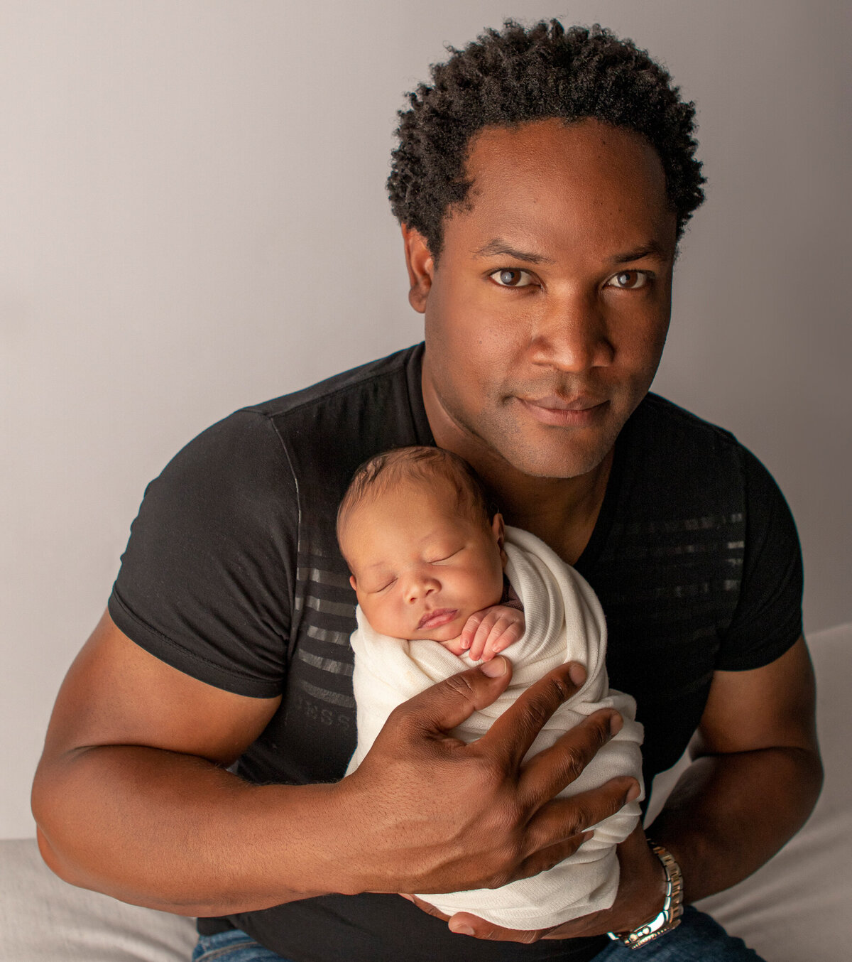 Newborn photoshoot with parents Winder, Georgia