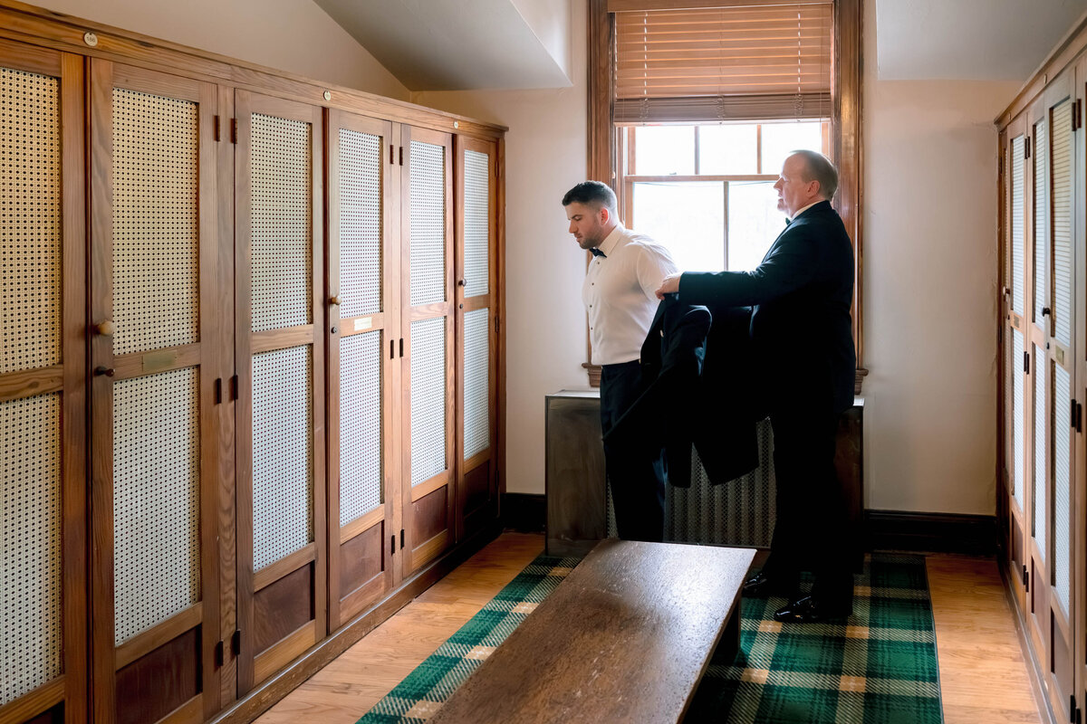 MargaretJames_OakmontCountryClub-10