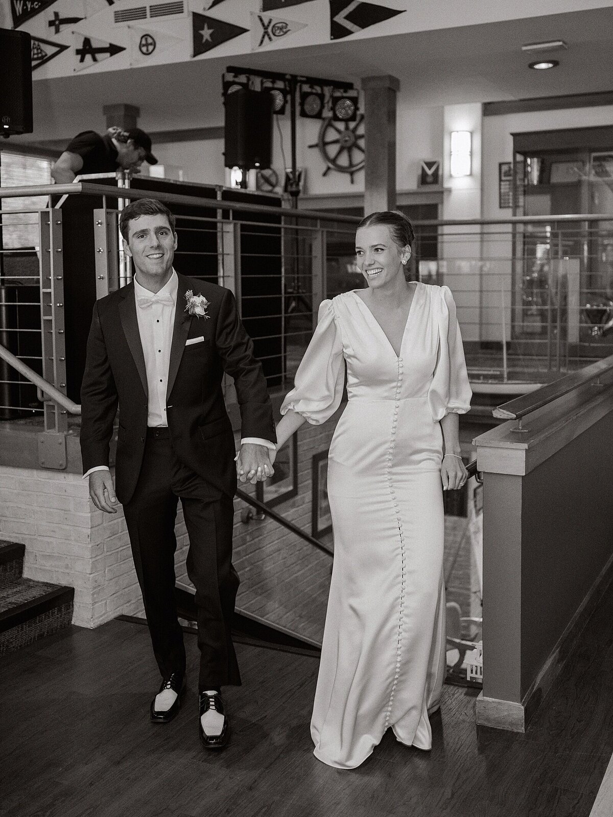Chicago-Detroit-Catholic-Wedding-Photographers-_0044