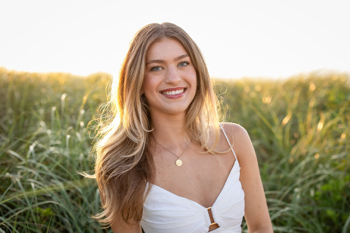 Izzi Schulte Senior Photos _ Nantucket-46-2 (1)