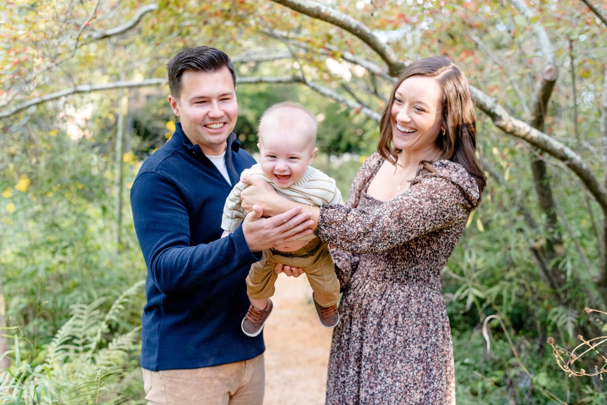 Raleigh-NC-fall-mini-session-Magnolia-and-Grace-Photography-Co-Mapleton-Coker-Arboretum-SamanthaH# (1)-11