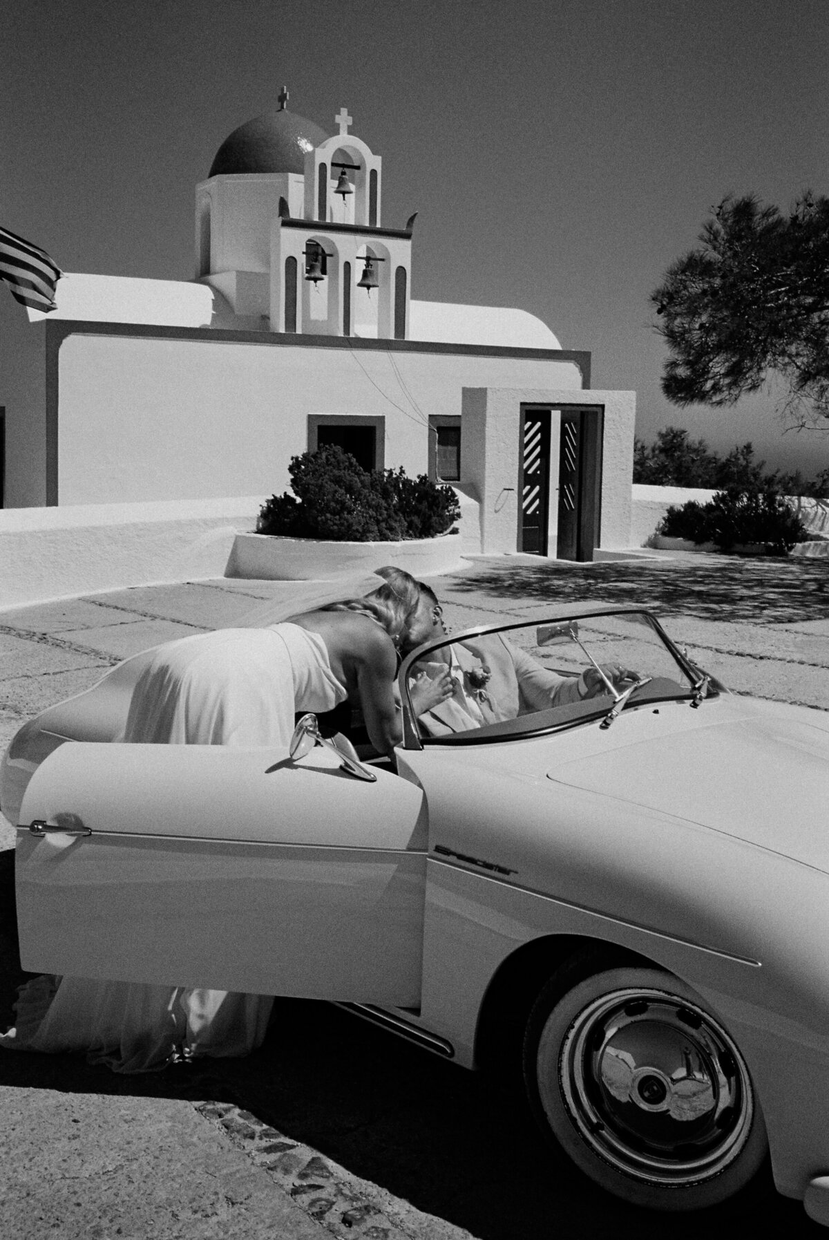 santorini-summer-elopement-film-greece-island-elegant-timeless-vintage-71