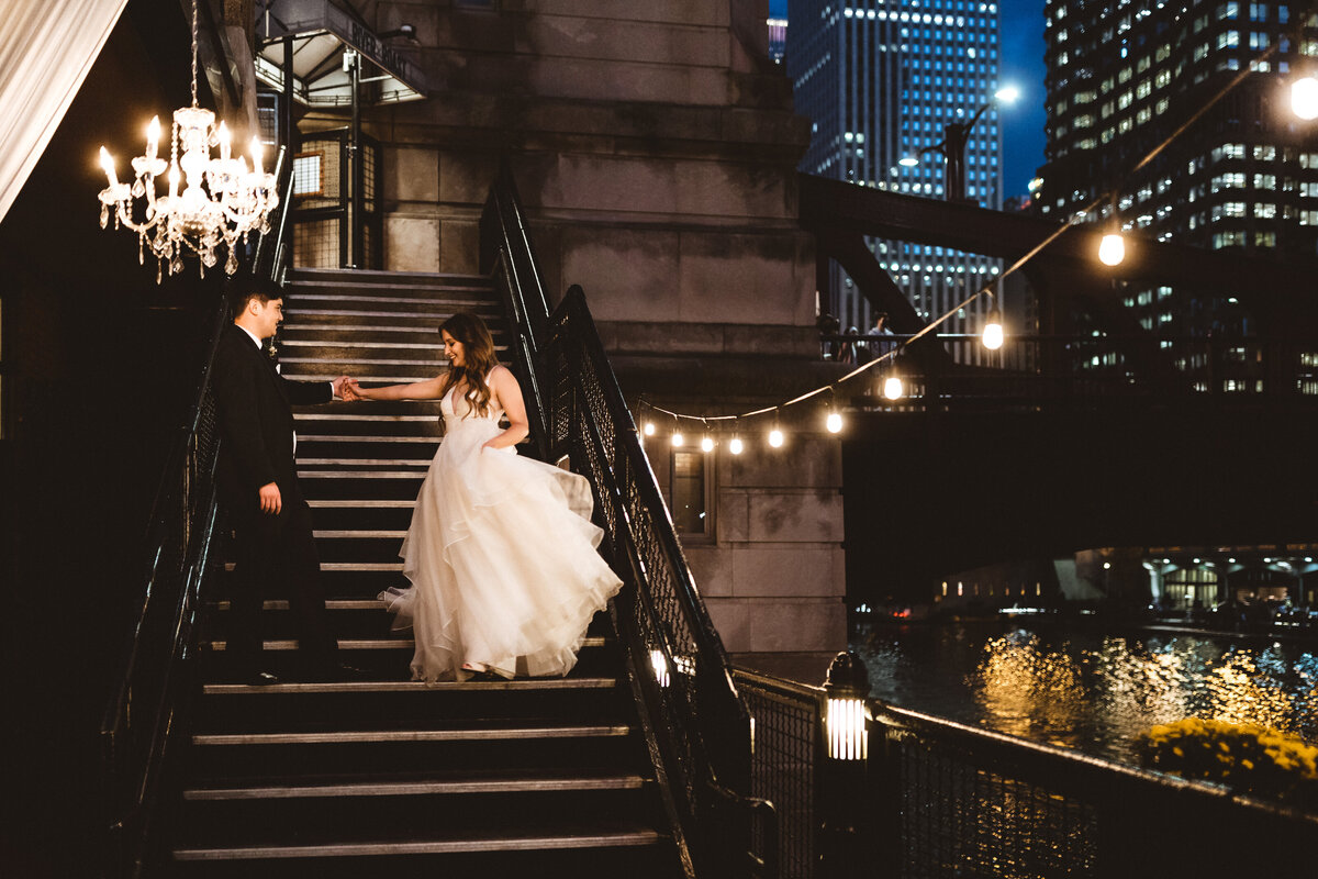 Chicago-River-Roast-Night-Wedding-Portrait