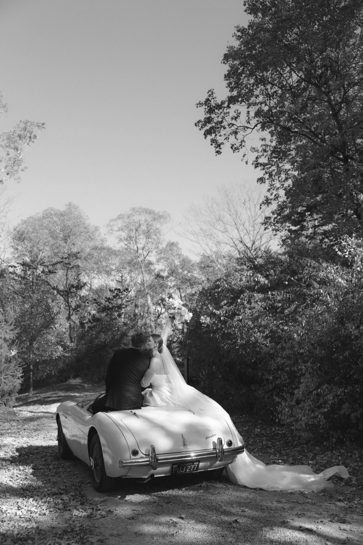 Tuxedo Park, NY - Luxury Wedding Styled Shoot - Editorial Bridal 421