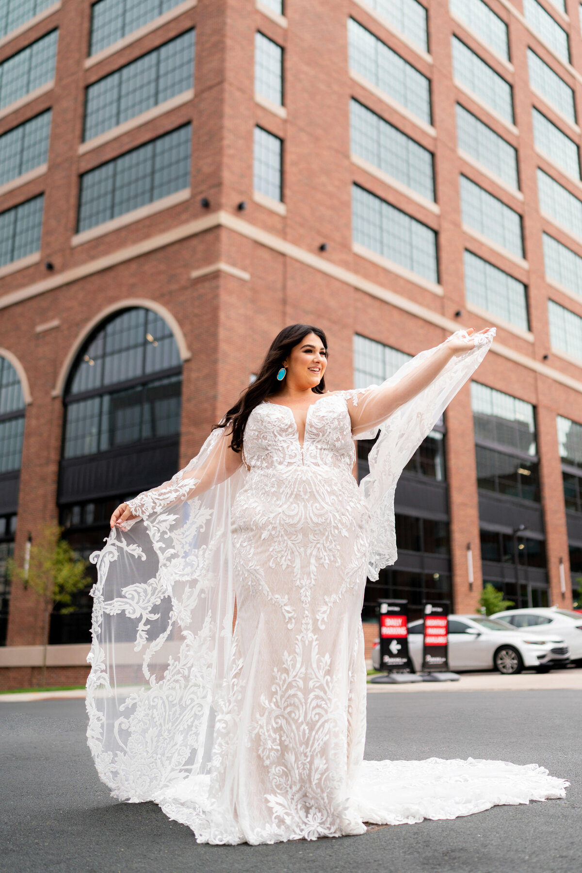 Luxe Bridal - Plus Size Bridal Shop - Minnesota Wedding Photography - RKH Images (295 of 331)