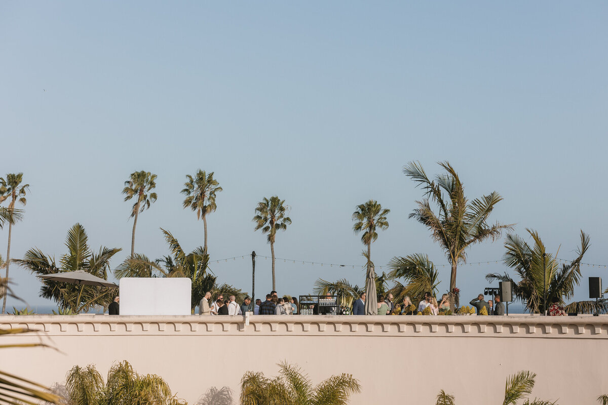 Cocktail hour on wedding day at Hilton Beachfront Resort Santa Barbara in California