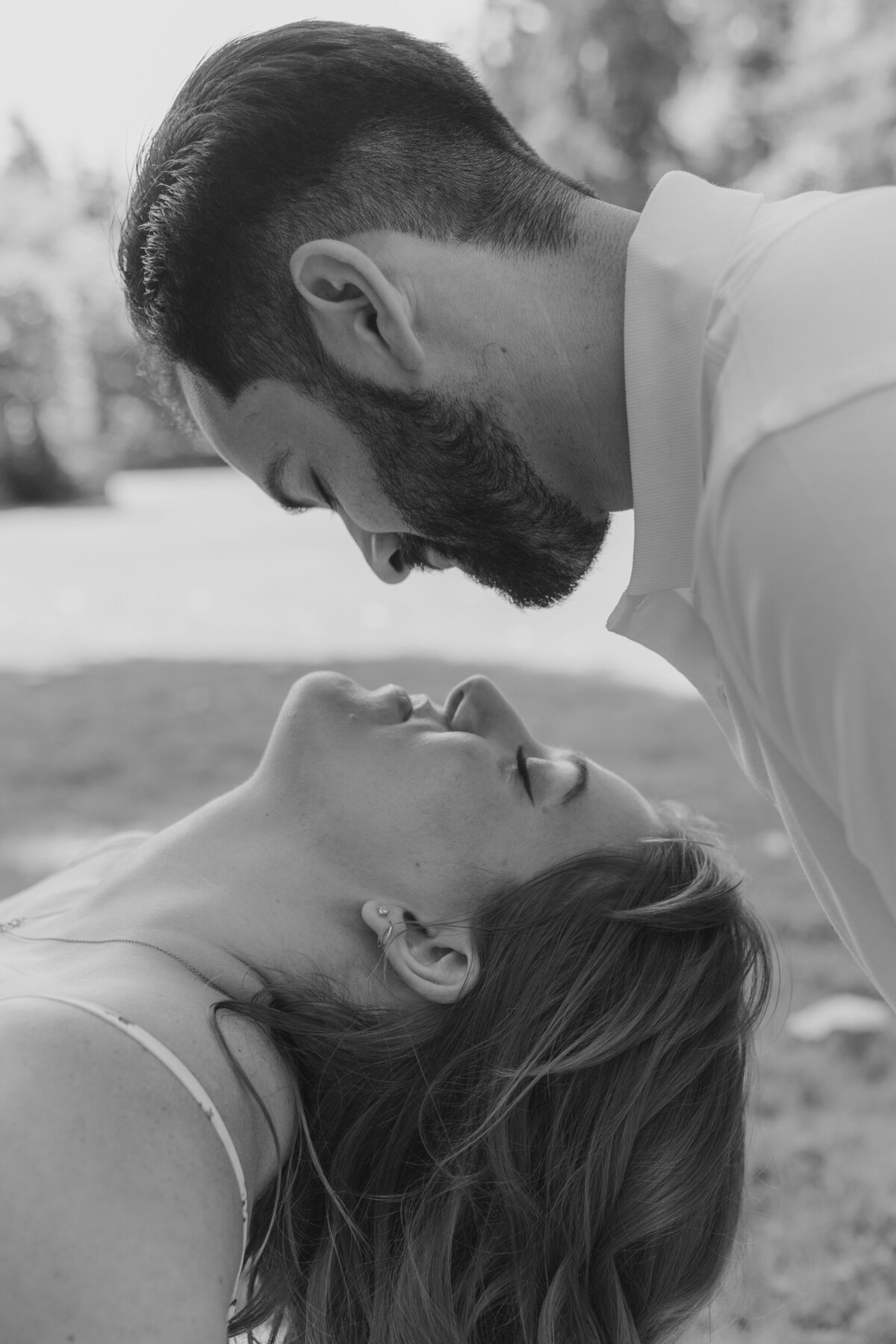 Lakewold-Gardens-Engagement-Session-119
