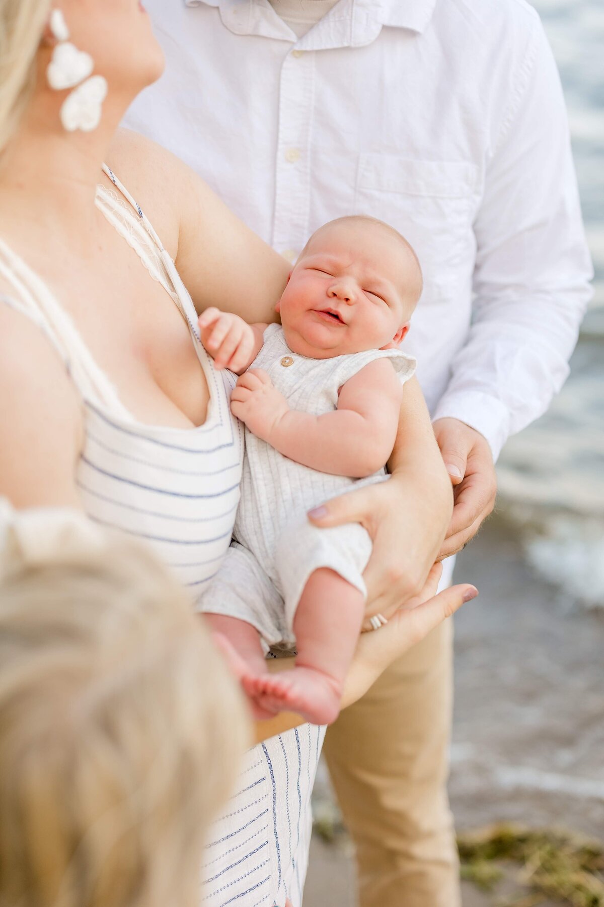 newborn-photographer-near-minneapolis-best-of-mn-alexandra-robyn_0021