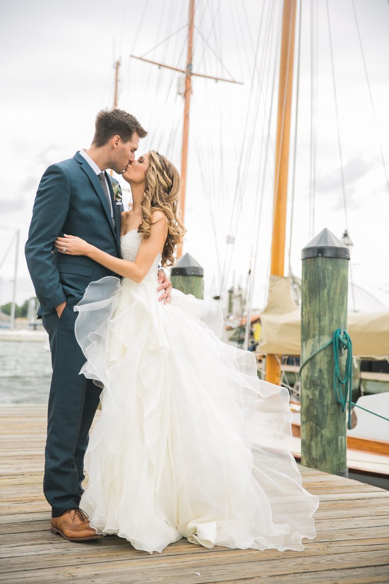 Annapolis Docks Wedding Photos