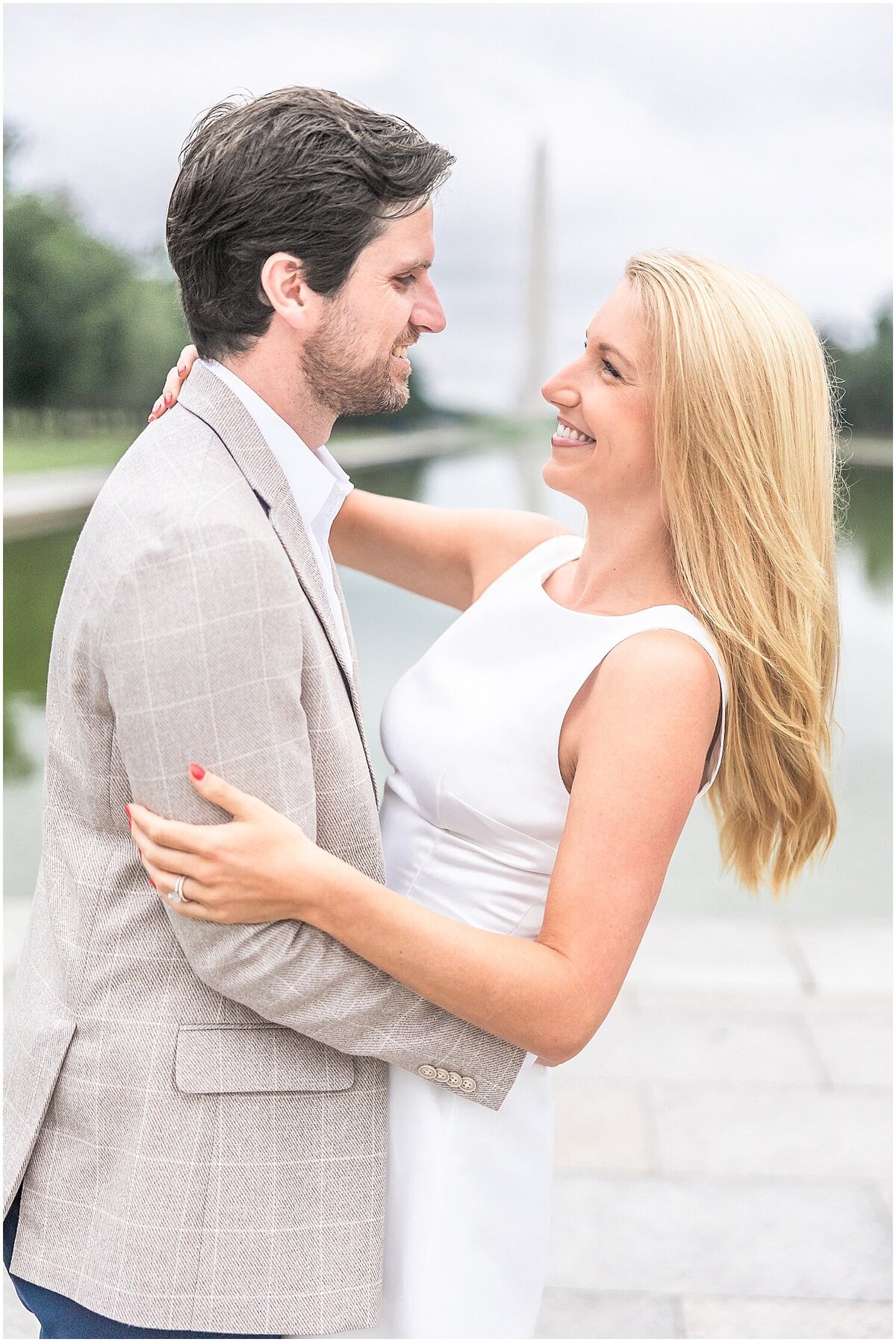 washington-monument-engagement-session_0009