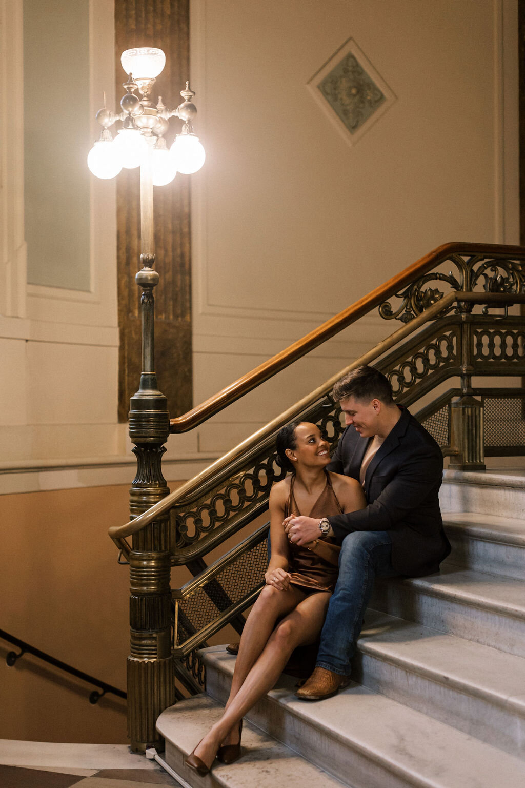 Washington, D.C. National Portrait Gallery Engagement Photos | Adela Antal Photography