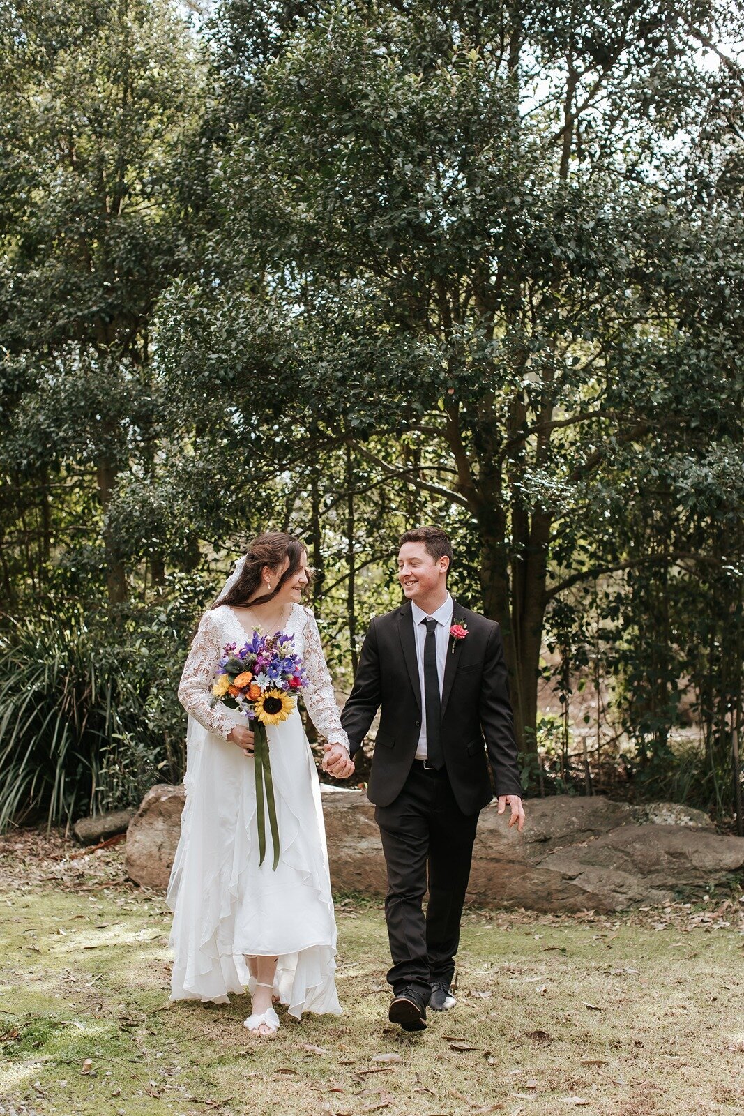 Elope-micro-wedding-elopement-victoria-Healesville-Sanctuary16