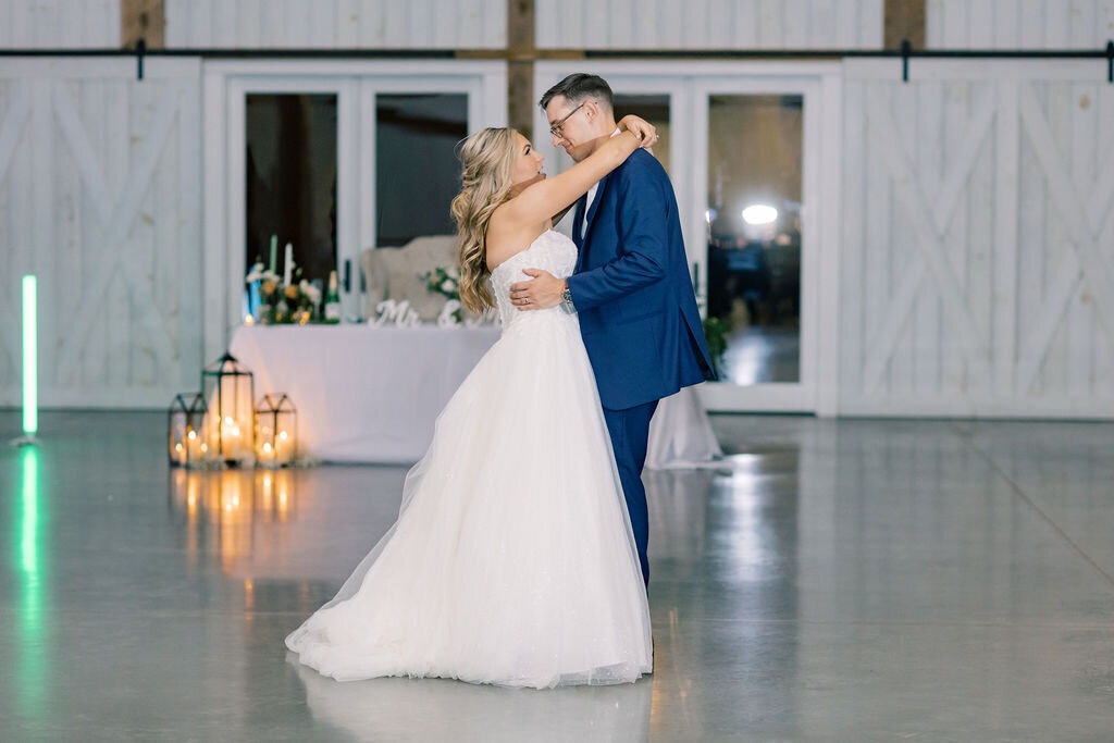 Heyward Manor Wedding Venue Stee Garman Light And Airy Photographer 0061