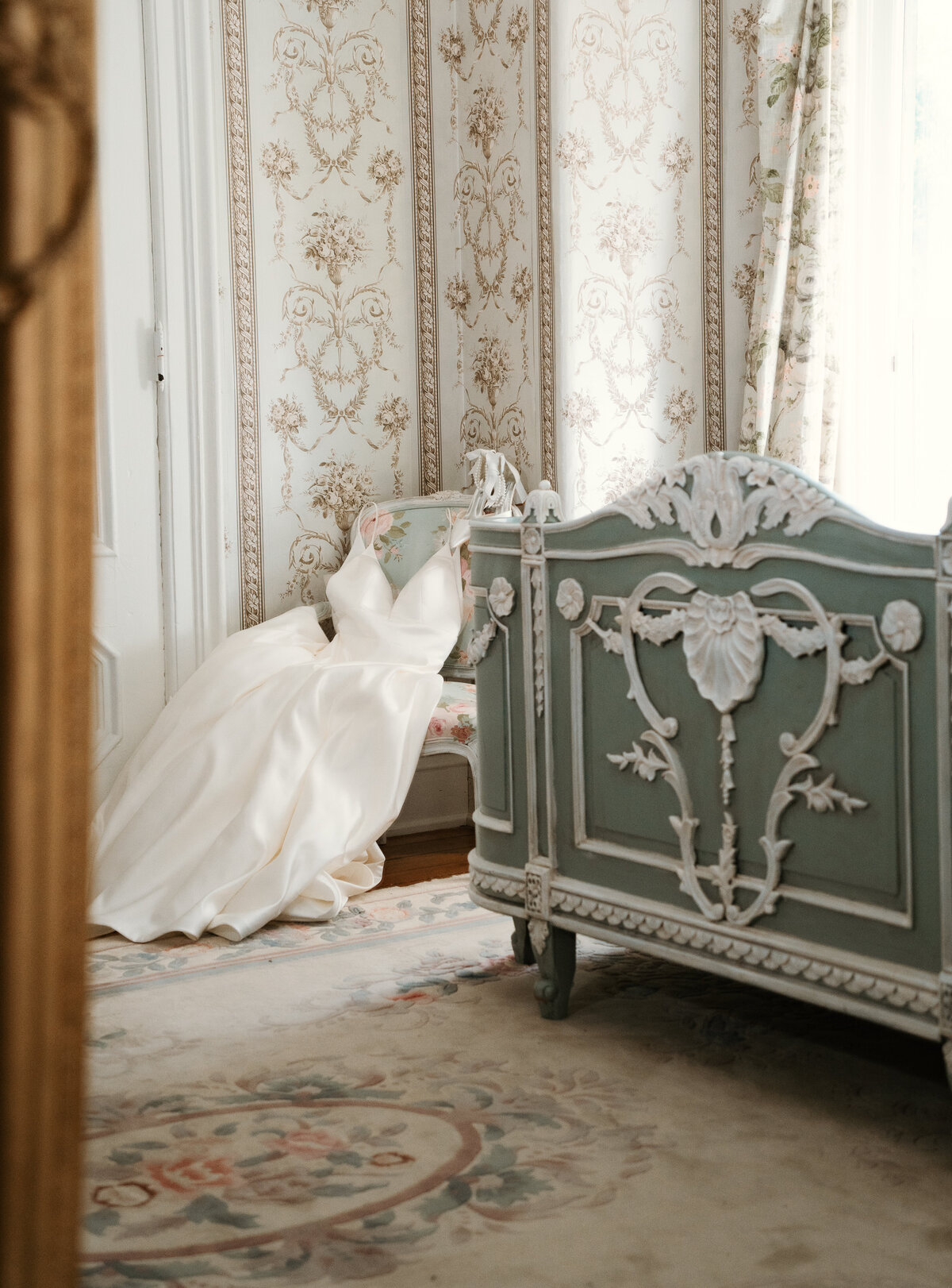 Buffalo NY and Rochester NY and WNY Wedding Photographer Finger Lakes region Wedding Photographer