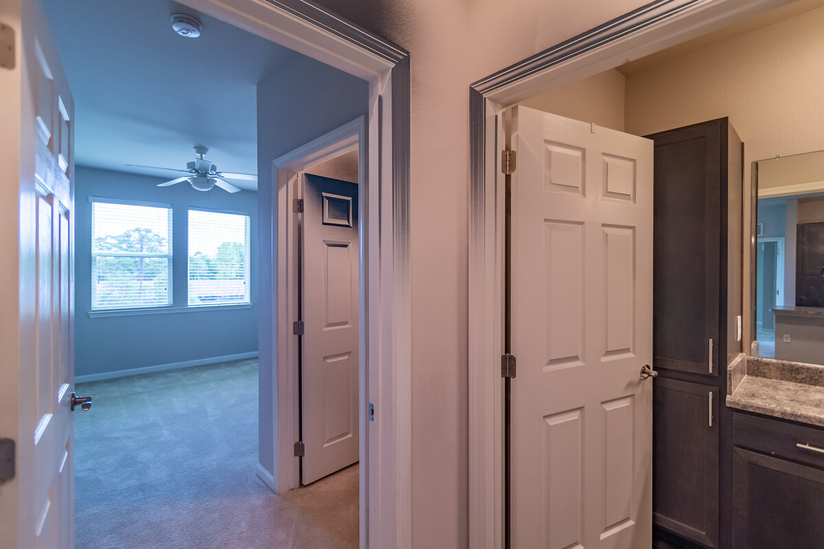 042924ATLGranite Crossing-57