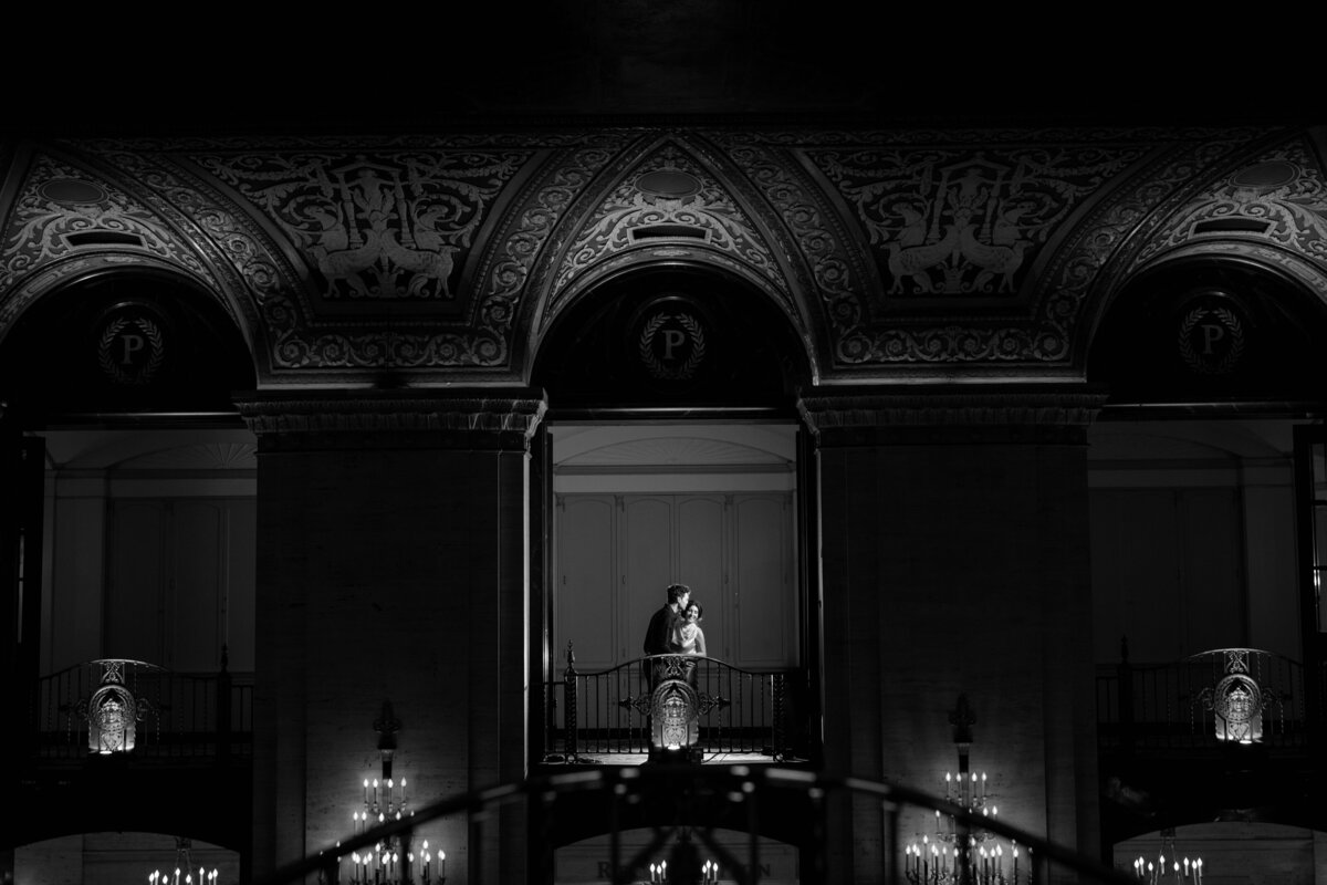 Aspen-Avenue-Chicago-Wedding-Photographer-Hilton-Palmer-House-Vintage-Hotel-Timeless-Editorial-FAV-60