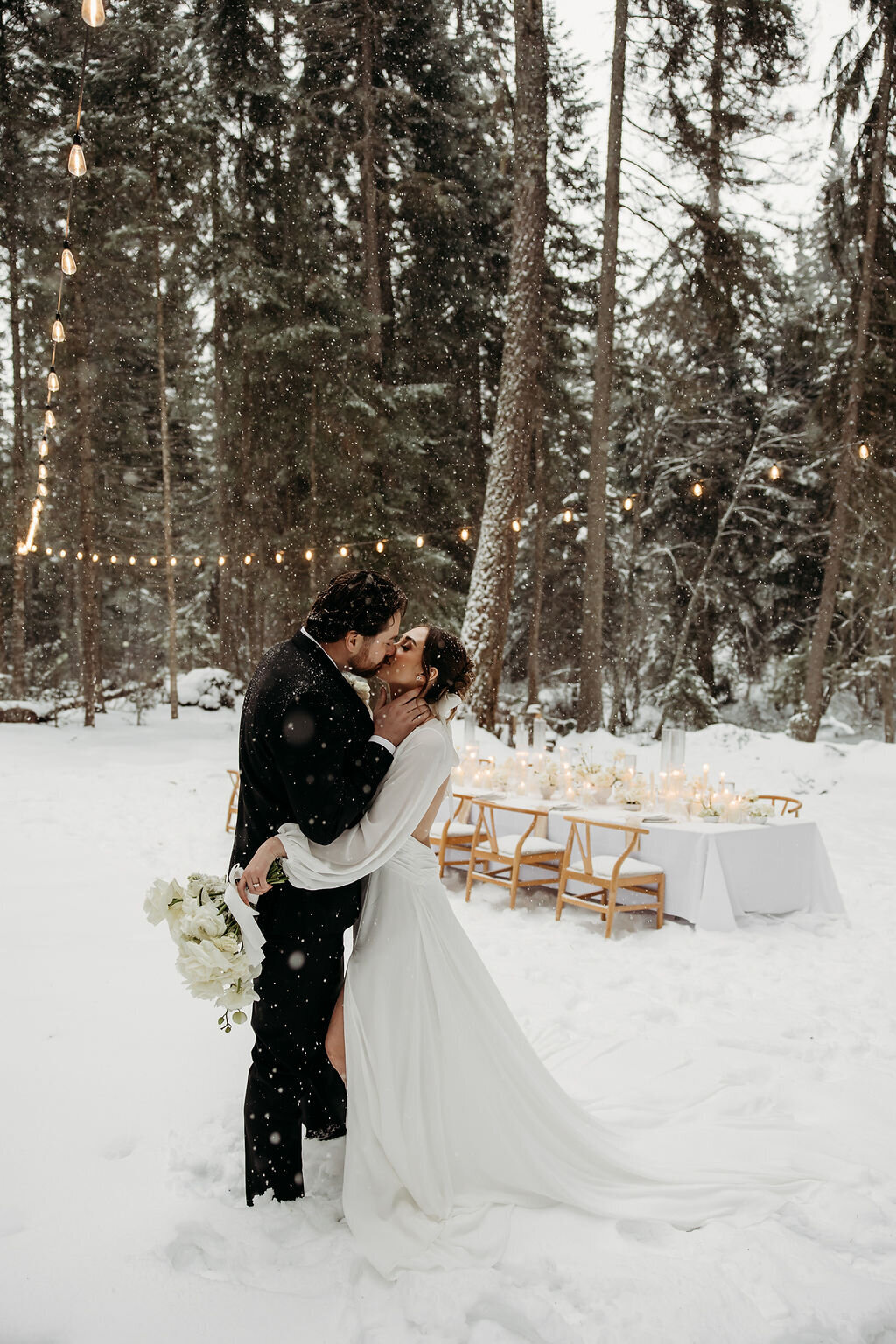 winterwedding-winterelopement-winterwedding-montanawedding-winterwonderlandwedding-39