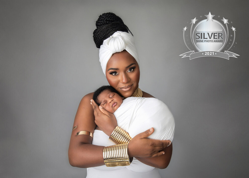 AWARDS_SHINEAWARDS_MOTHERNEWBORNBABYSILVER