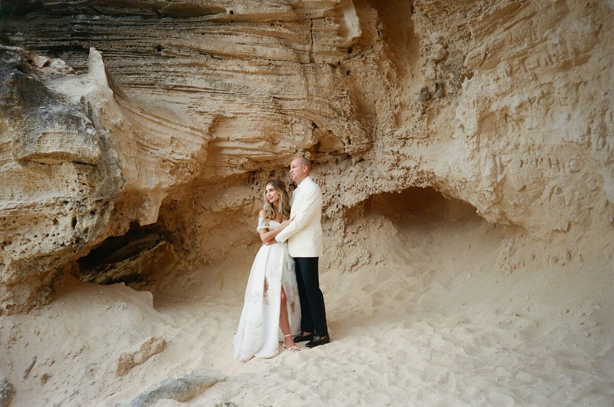 Ami-Shauna-Kauai-Elopement-Tunnels-Beach-1-Hotel-Hanalei-Film-Photography-by-Alexandra-Masihy-4
