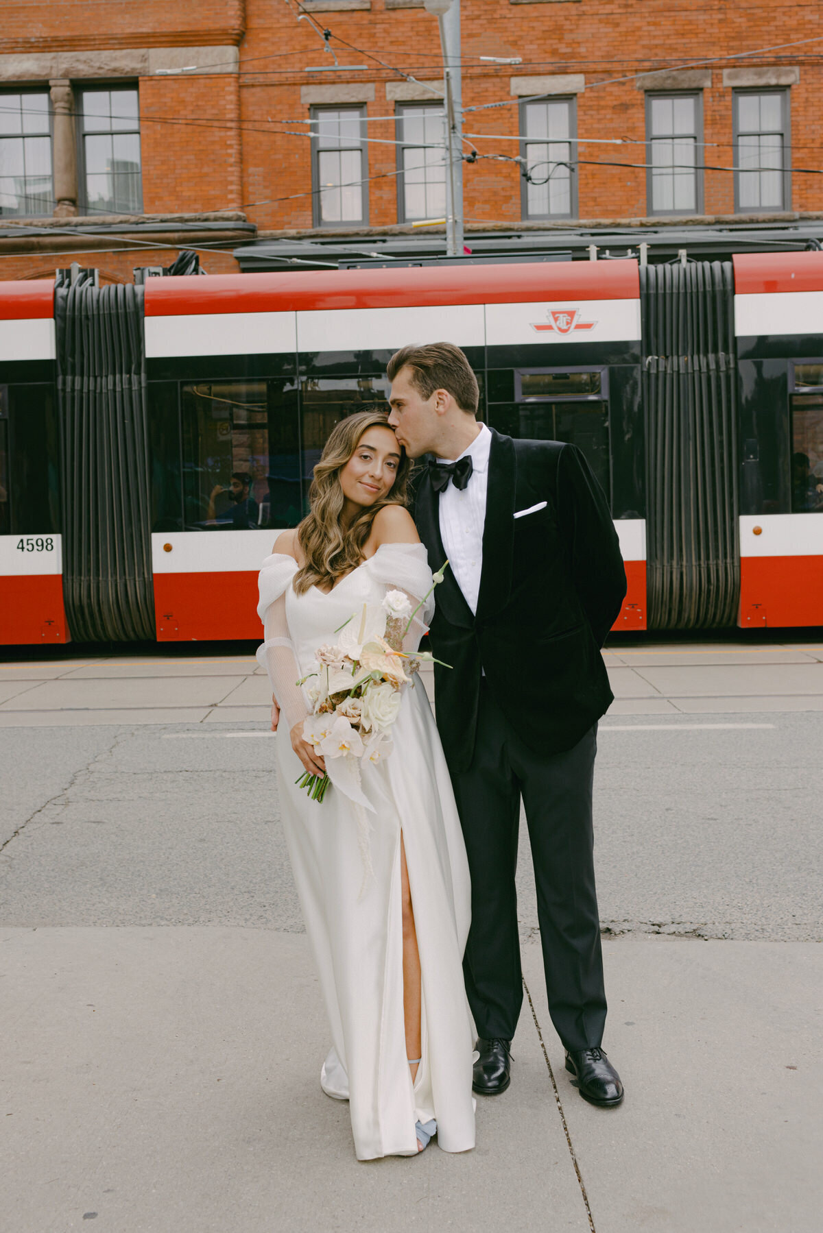 toronto-wedding-photographer-gardiner-museum-christine-lim-21