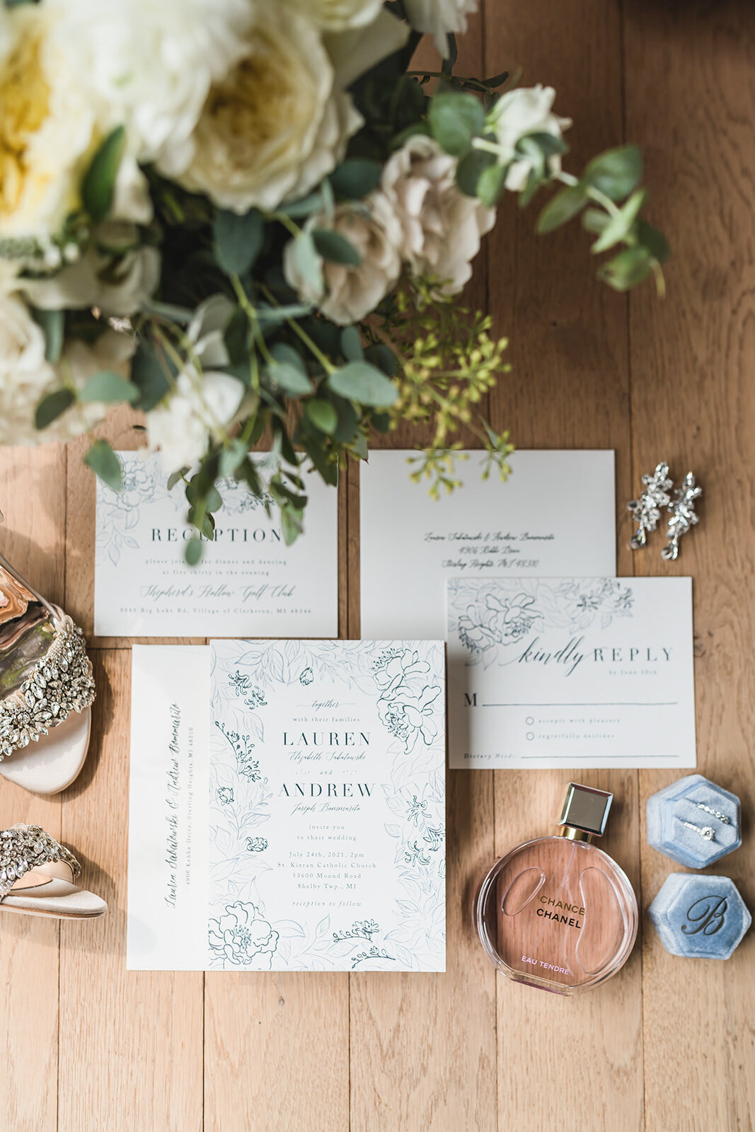 A chic black tie summer Shepherd's Hollow Golf Club Wedding