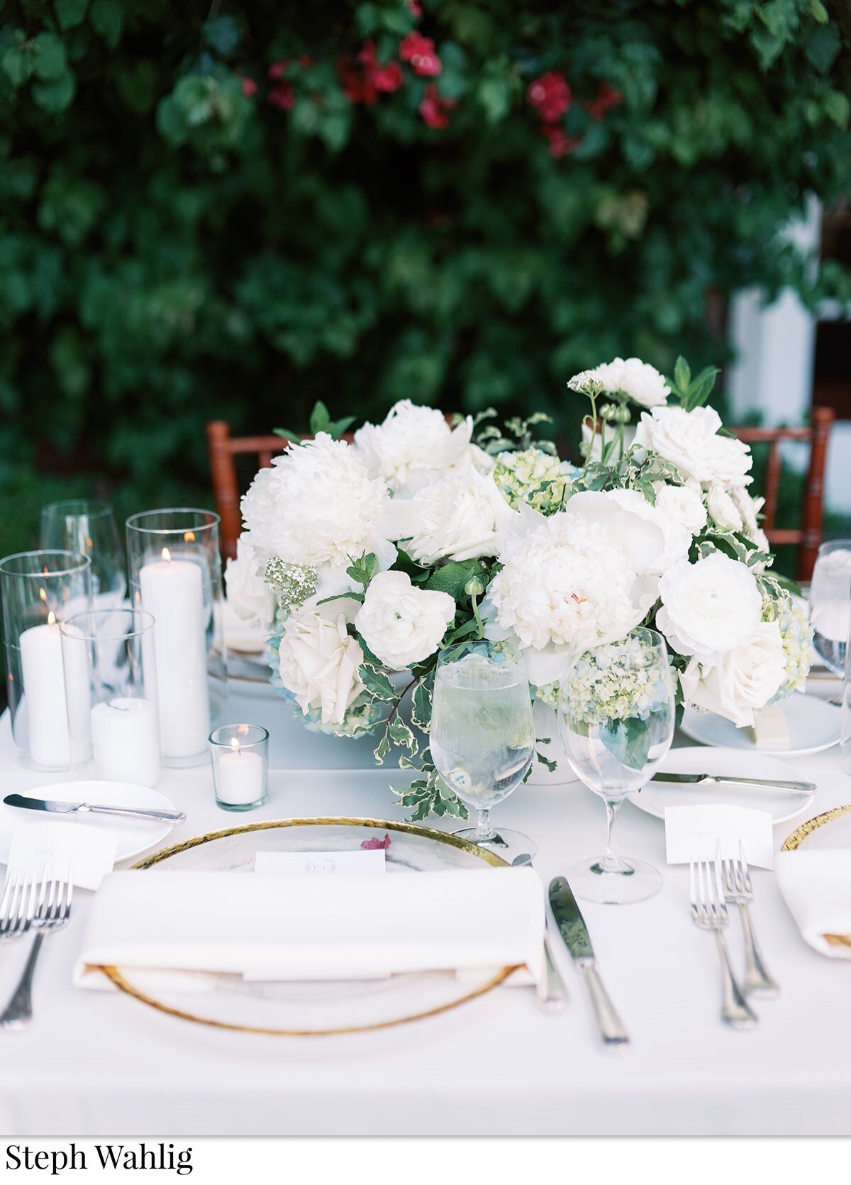 pillar candles, white flowers, outdoor reception, bay area, reception, kings tables