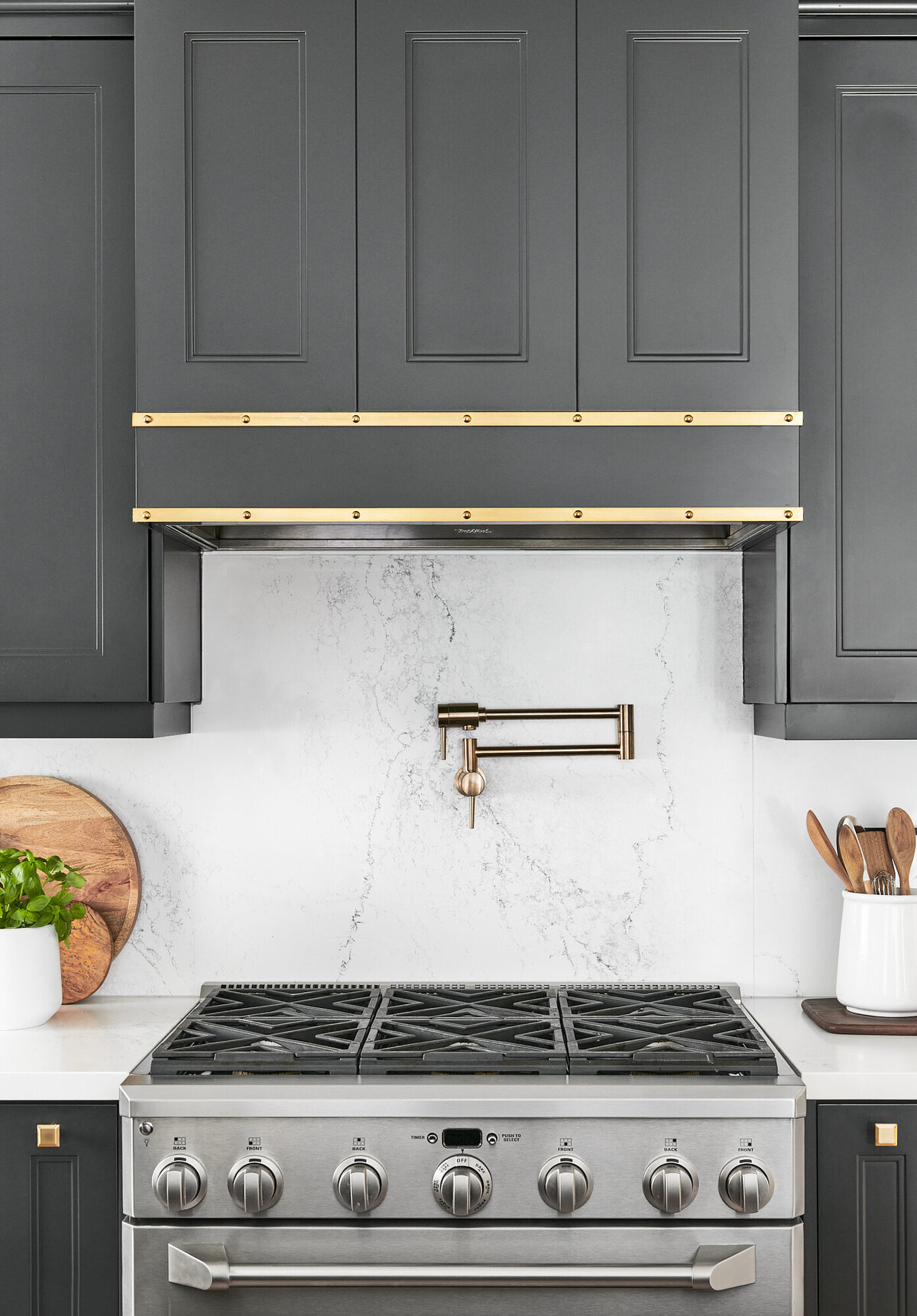 mississauga-interior-design-custom-cabinetry-oakwood-project-3