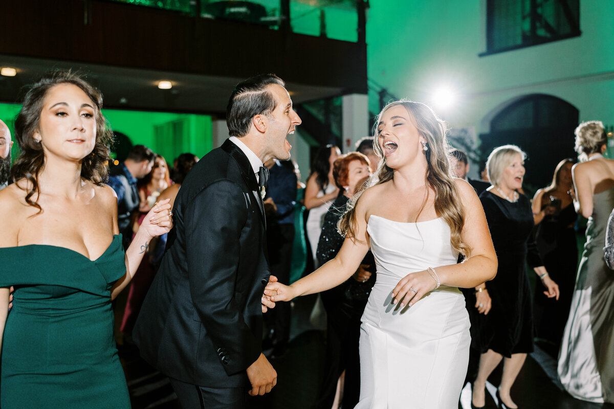 Phoenixville-Foundry-Romantic-Fall-Wedding-Photographer-Reception-Party-Photos_165