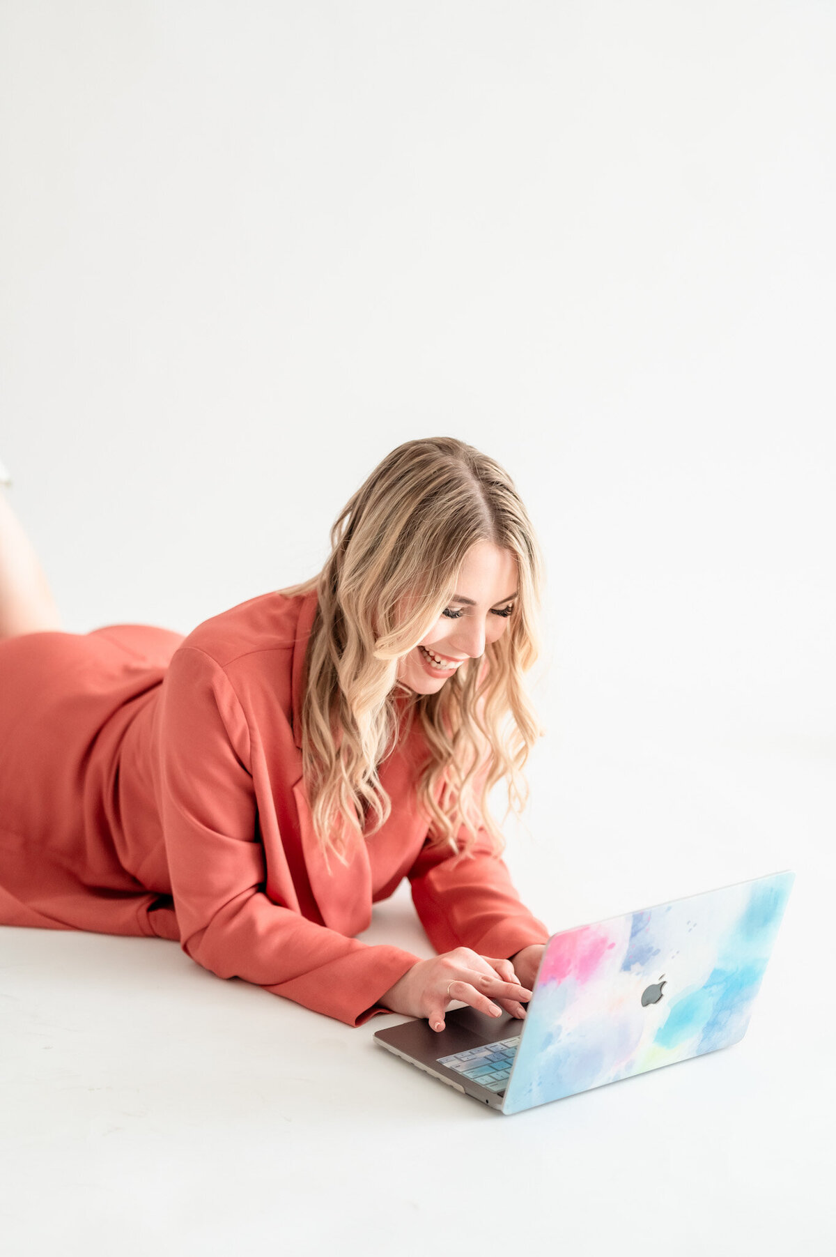 glowhemian-esthetics-modern-branding-session-studio-jacksonville