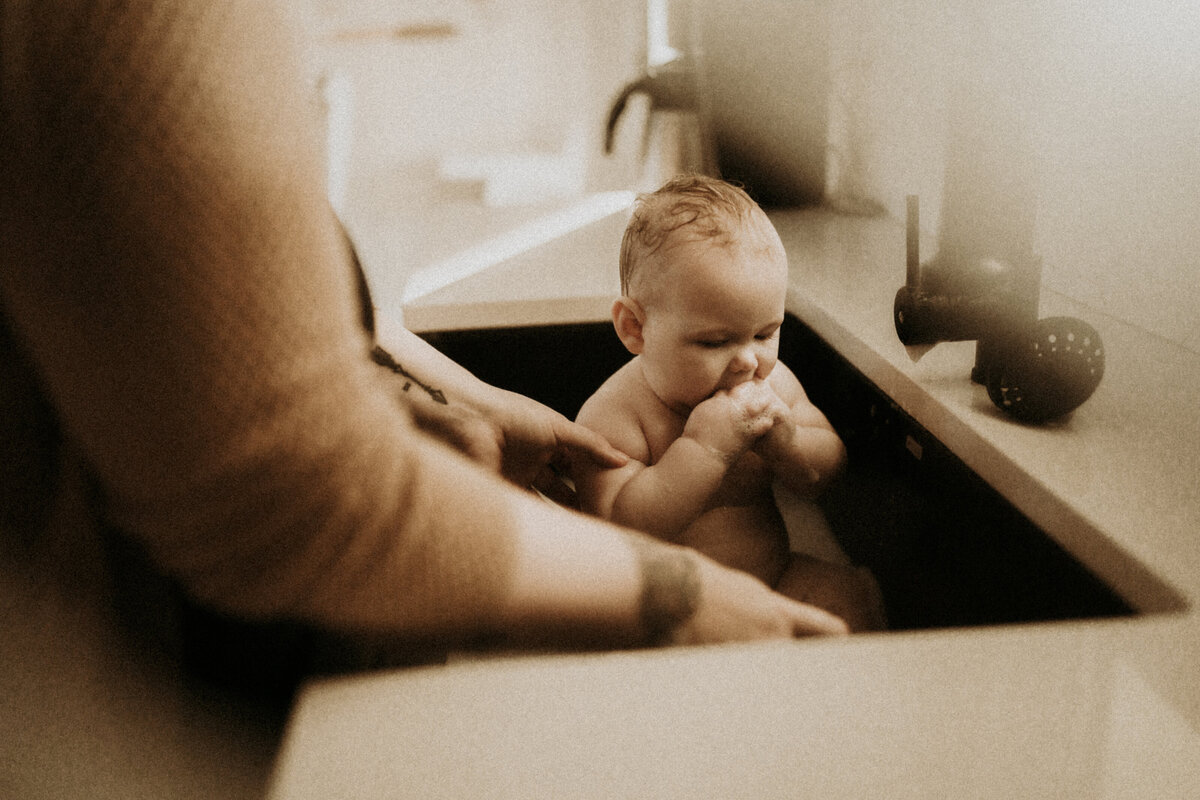 cincinnati-newborn-photographer-bath58