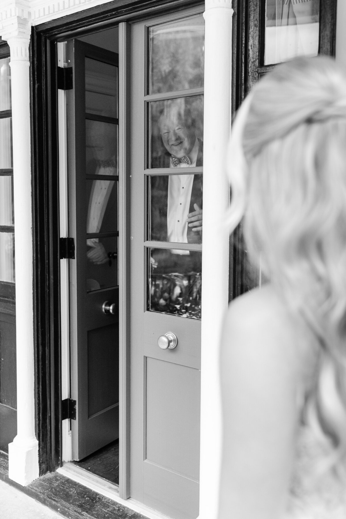 Heather_&_Colton_Wedding_Dad_First_Look-2