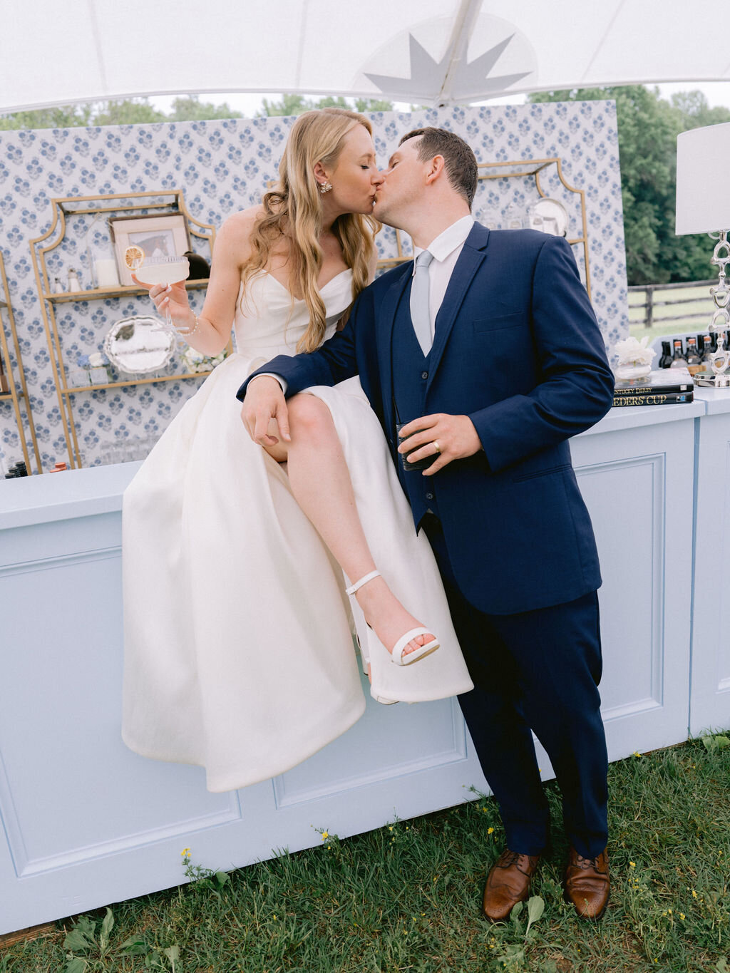 NikkiSanterre_EastCoastPrivateEstateWeddingPhotographer_Caroline&Ben-130