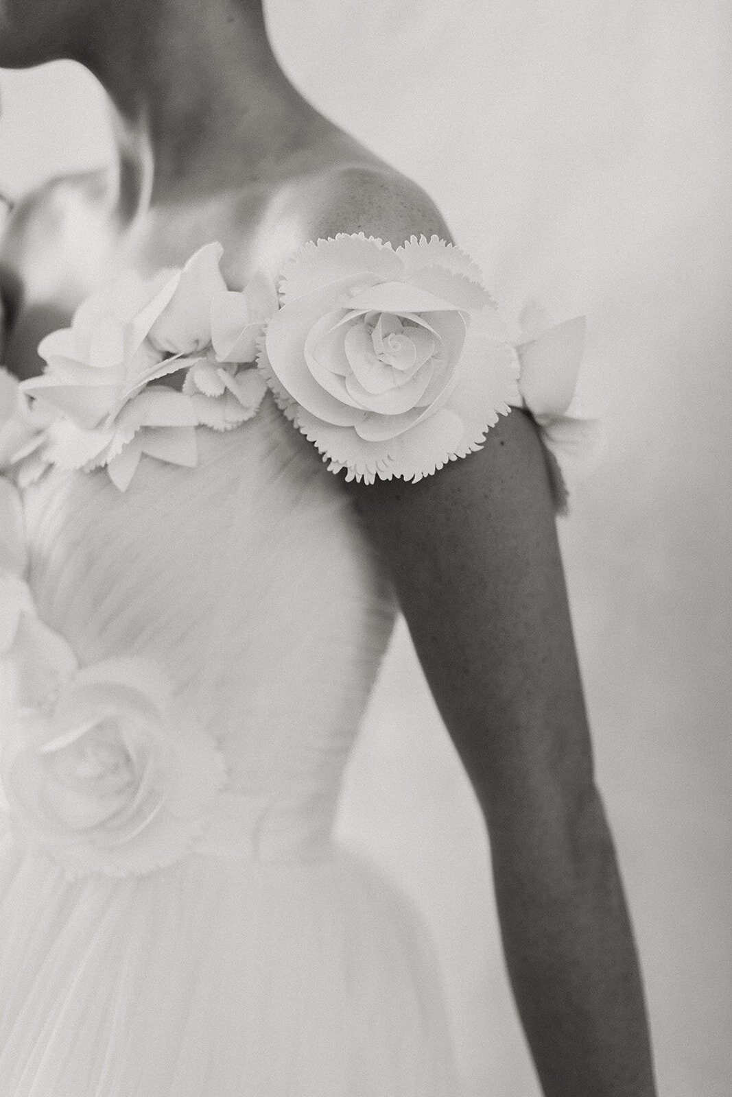michigan-photographer-nkm-styledcontent-detroit-michigan-wedding-brittanybradleystudio-153_websize