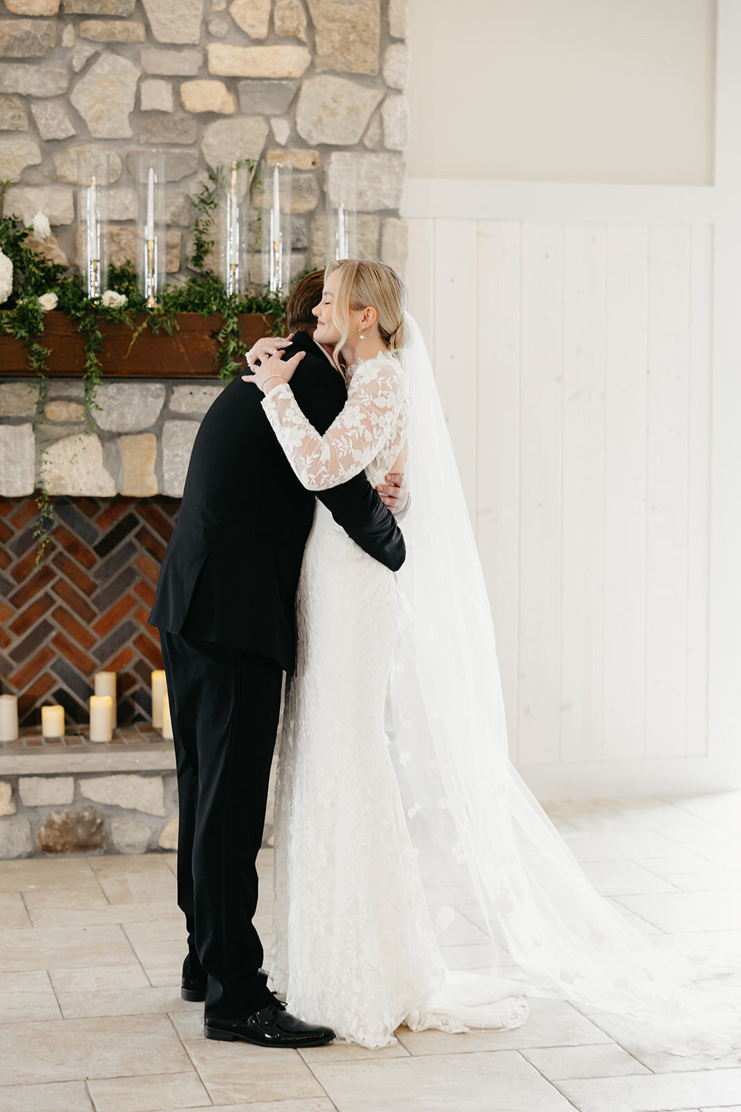 Woodis Wedding BG first look _2b portraits-9