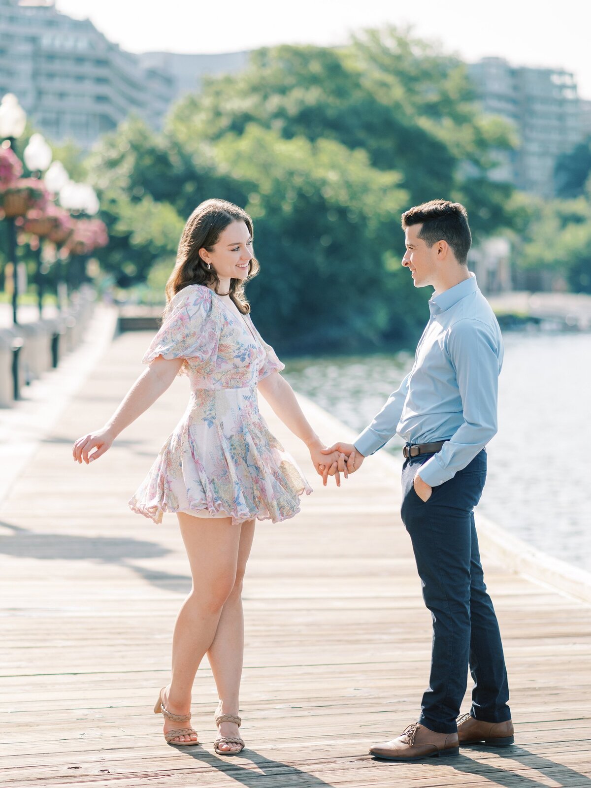 charleston-and-washington-dc-engagement-photographer-emily-sam-9