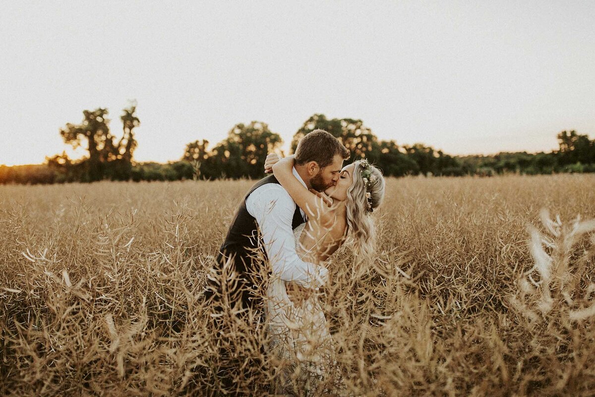 jaclyn-fisher-events-planning-neutral-boho-estate-wedding-in-new-jersey-126